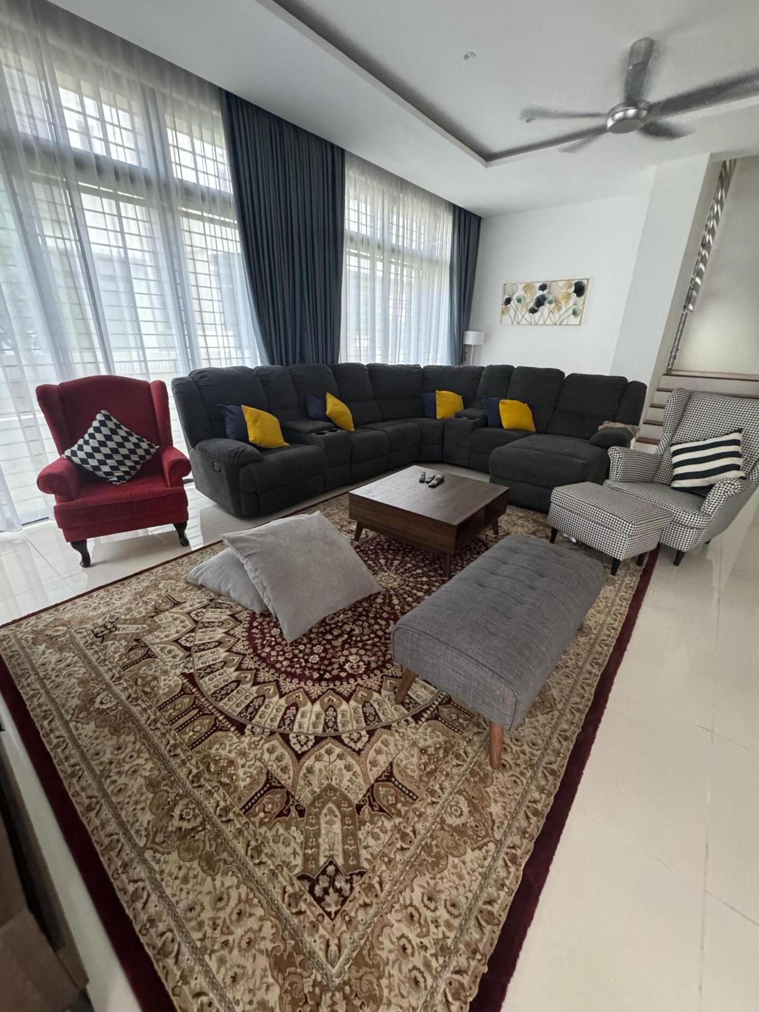 La Cassia - Comfortable, Spacious,