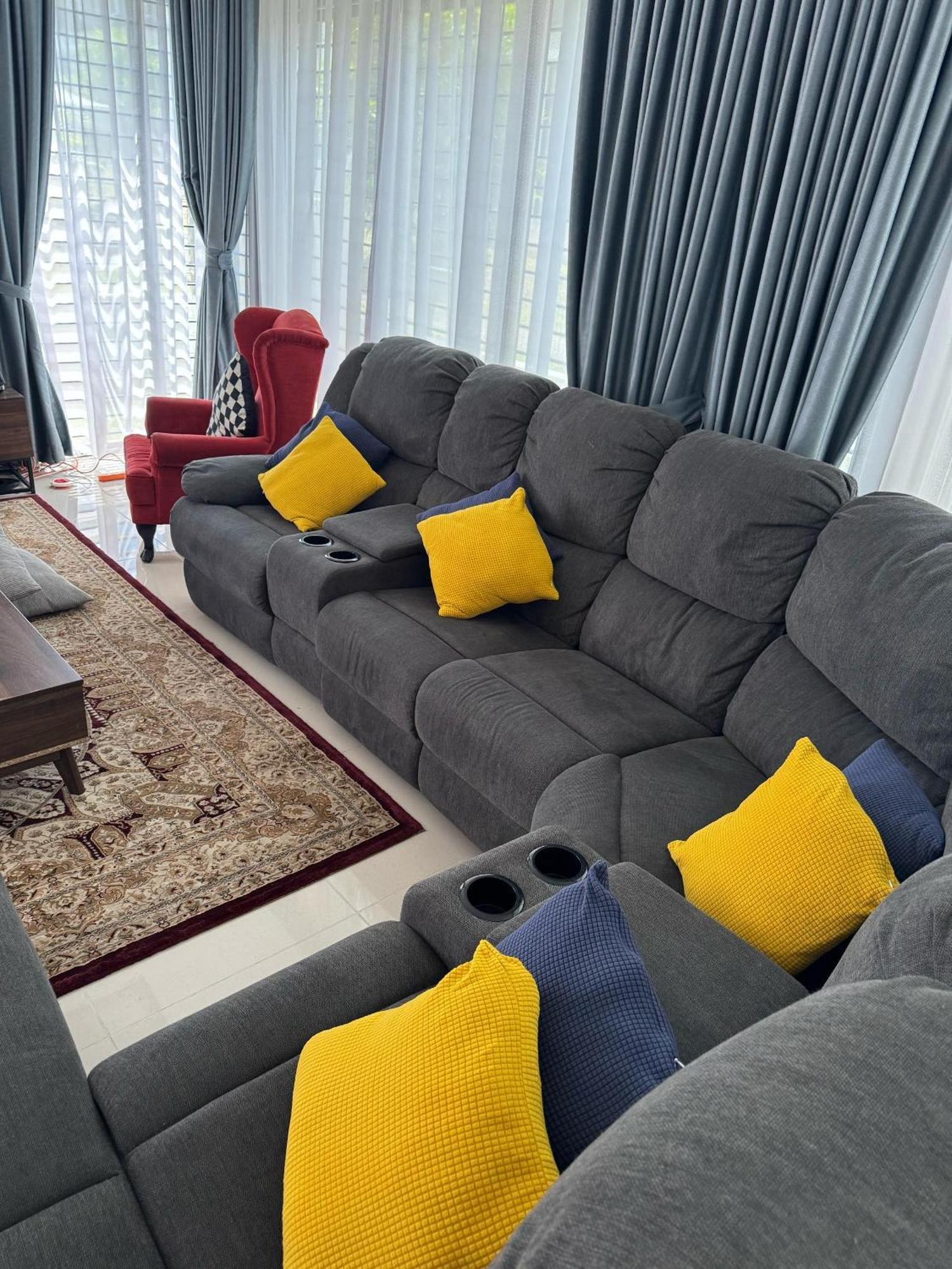 La Cassia - Comfortable, Spacious, Holiday home Putrajaya